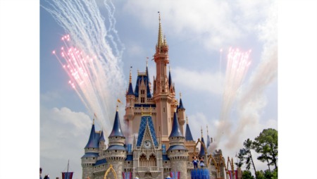 120 Castles in the United States to Visit this Summer