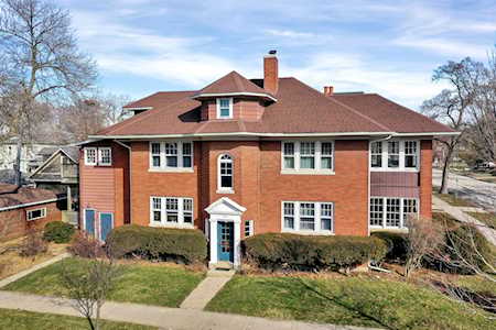 32 N Ashland Ave La Grange,  IL 60525