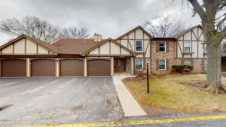 4730 Calvert Dr #B2 Rolling Meadows,  IL 60008