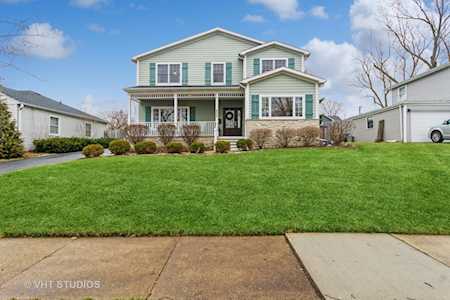 425 N Garfield St Lombard,  IL 60148