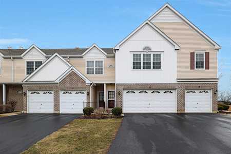 17 Arboretum Dr Lombard,  IL 60148