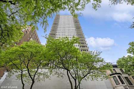 1230 N State Parkway #6D Chicago,  IL 60610