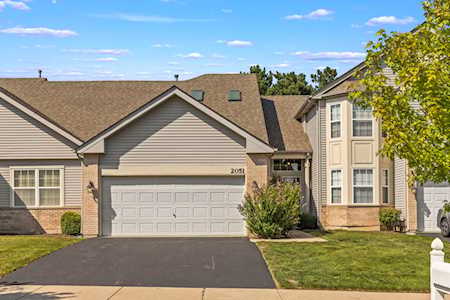 2051 Tamahawk Ln Naperville,  IL 60564