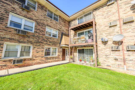9817 Nottingham Ave #304 Chicago Ridge,  IL 60415
