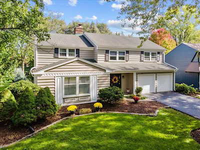 1308 N West St Naperville,  IL 60563