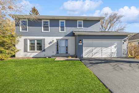 529 Flint Trl Carol Stream,  IL 60188