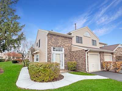 1075 Bedford Dr #9B Carol Stream,  IL 60188