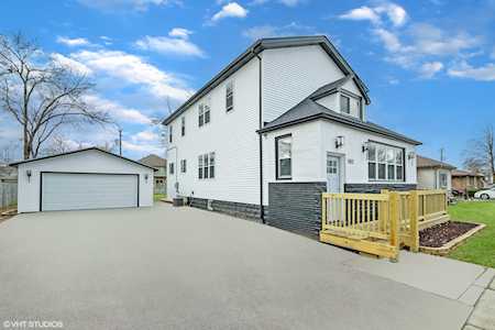 9812 Moody Ave Oak Lawn, IL 60453