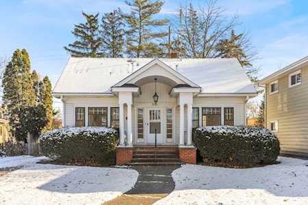 531 Delles Rd Wheaton,  IL 60187