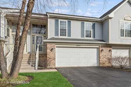 2815 S Embers Ln Arlington Heights,  IL 60005