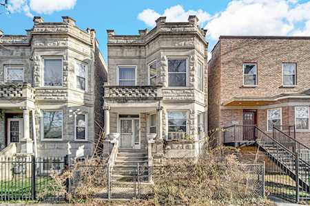 1911 S Ridgeway Ave Chicago,  IL 60623