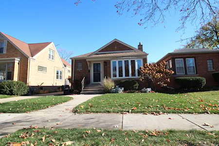 9725 S Millard Ave Evergreen Park,  IL 60805