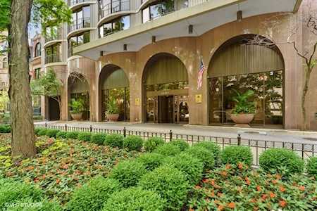 1440 N State Parkway #11C Chicago,  IL 60610