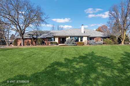 8 Hunt Club Dr Oak Brook,  IL 60523