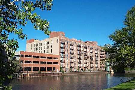 550 N Kingsbury St #110 Chicago,  IL 60654