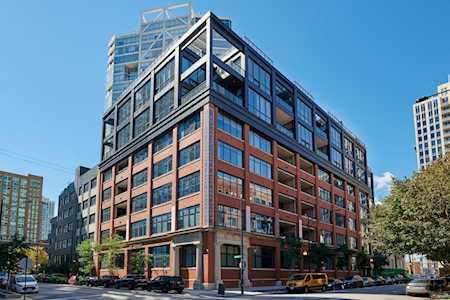 676 N Kingsbury St #404 Chicago,  IL 60654