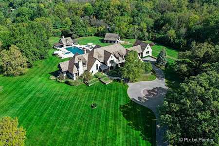 33W794 Mare Barn Ln Wayne,  IL 60184