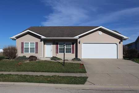 12 Liberty Ln Clinton,  IL 61727