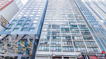 230 E Ontario St #2004 Chicago,  IL 60611