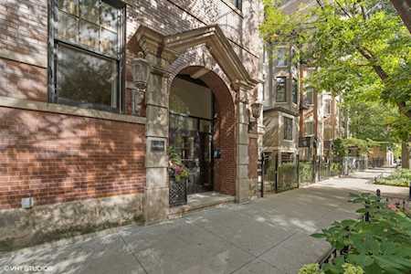 18 E Division St #3 Chicago,  IL 60610