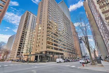 850 N Dewitt Place #9D Chicago,  IL 60611