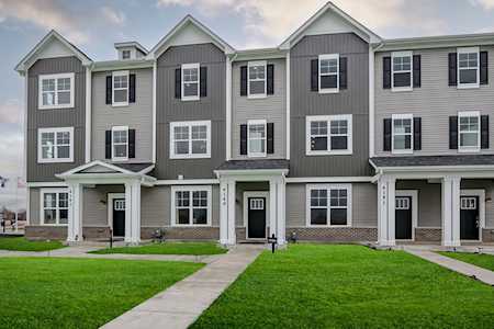 4463 Chelsea Manor Circle Aurora,  IL 60504