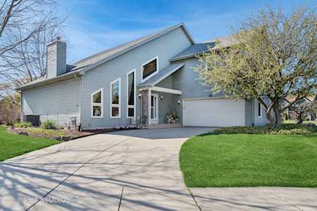 25 Richmond Ln Aurora,  IL 60504