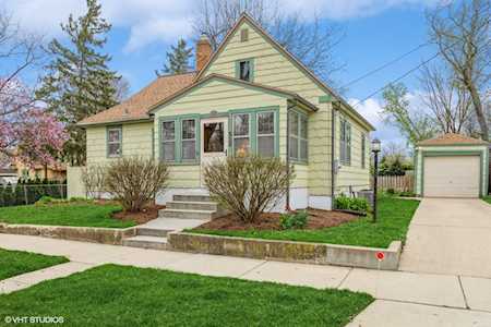 512 Holly St Elgin,  IL 60123