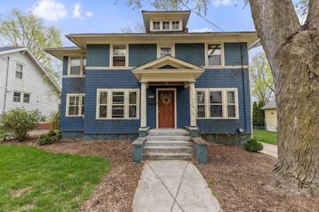 371 North St Elgin,  IL 60120