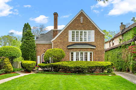 9209 S Hoyne Ave Chicago,  IL 60643