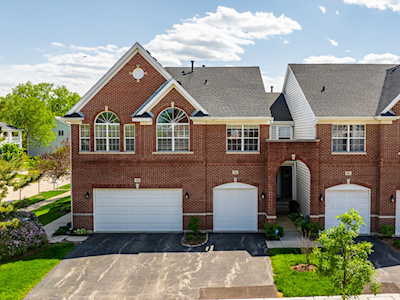 74 Allerton Dr Schaumburg,  IL 60194
