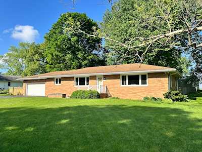211 Brookview Dr Farmer City,  IL 61842