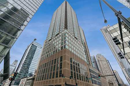2 E Erie St #2805 Chicago,  IL 60611
