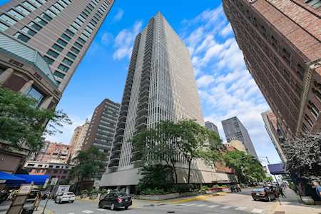 200 E Delaware Place #15F Chicago,  IL 60611