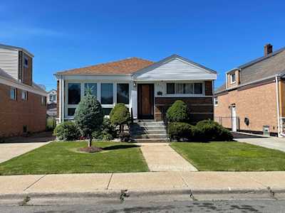 3836 W 78th St Chicago,  IL 60652