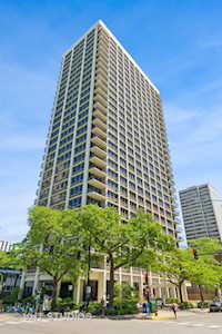 88 W Schiller St #605 Chicago,  IL 60610