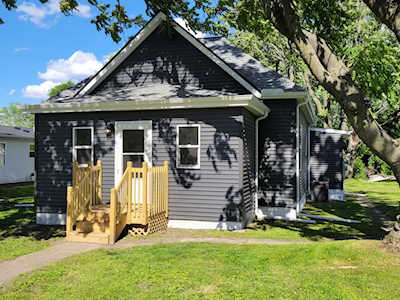 403 S Ohio St Tuscola,  IL 61953