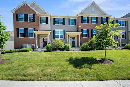 613 Brook Ct Oswego,  IL 60543