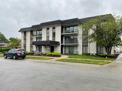 4711 106th St #2A Oak Lawn,  IL 60453