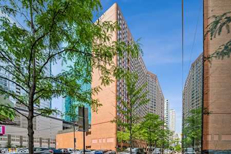 211 E Ohio St #307 Chicago,  IL 60611