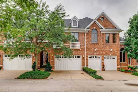 347 Arbor Glen Blvd Schaumburg,  IL 60195