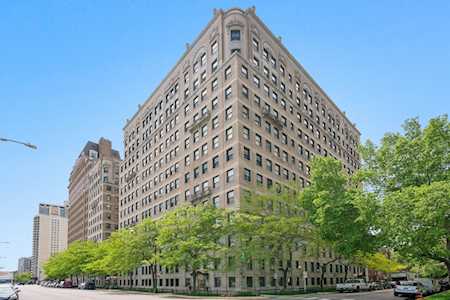 3530 N Lake Shore Dr #6B Chicago,  IL 60657