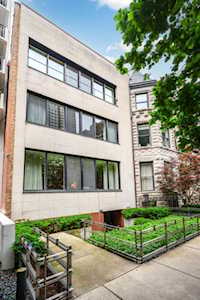 1432 N Astor St Chicago,  IL 60610