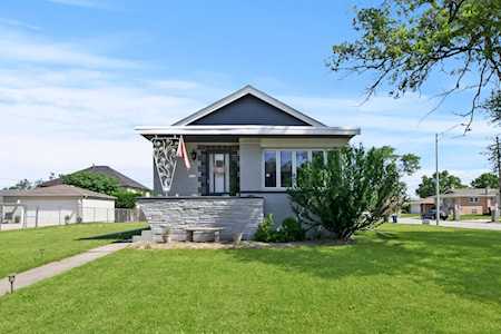 6200 W 94th St Oak Lawn,  IL 60453