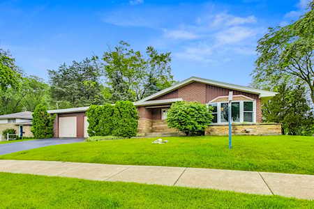 1606 Paula Ave Wheaton,  IL 60189