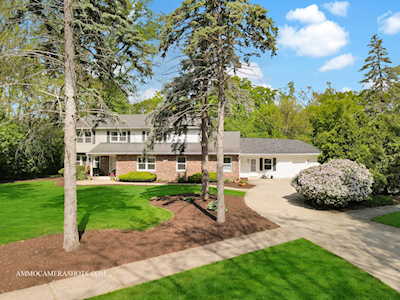 2S630 Cree Ln Wheaton,  IL 60189