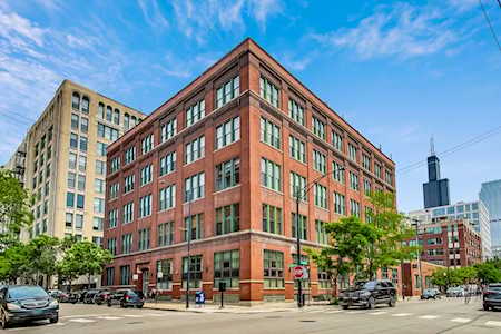 331 S Peoria St #401 Chicago,  IL 60607