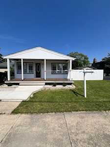 8761 Central Ave Oak Lawn,  IL 60453