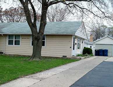 8819 S Kolin Ave #8819 Hometown,  IL 60456