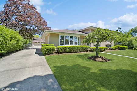 2738 Pauline Ave Glenview,  IL 60025